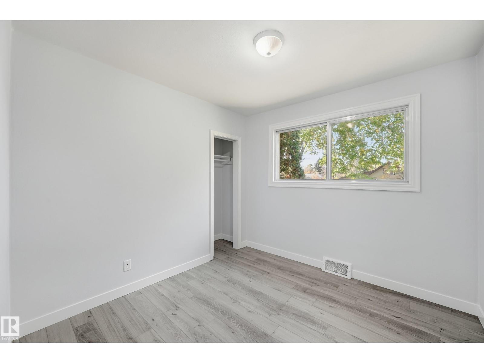 8815 76 St Nw, Edmonton, Alberta  T6C 2K1 - Photo 18 - E4461718