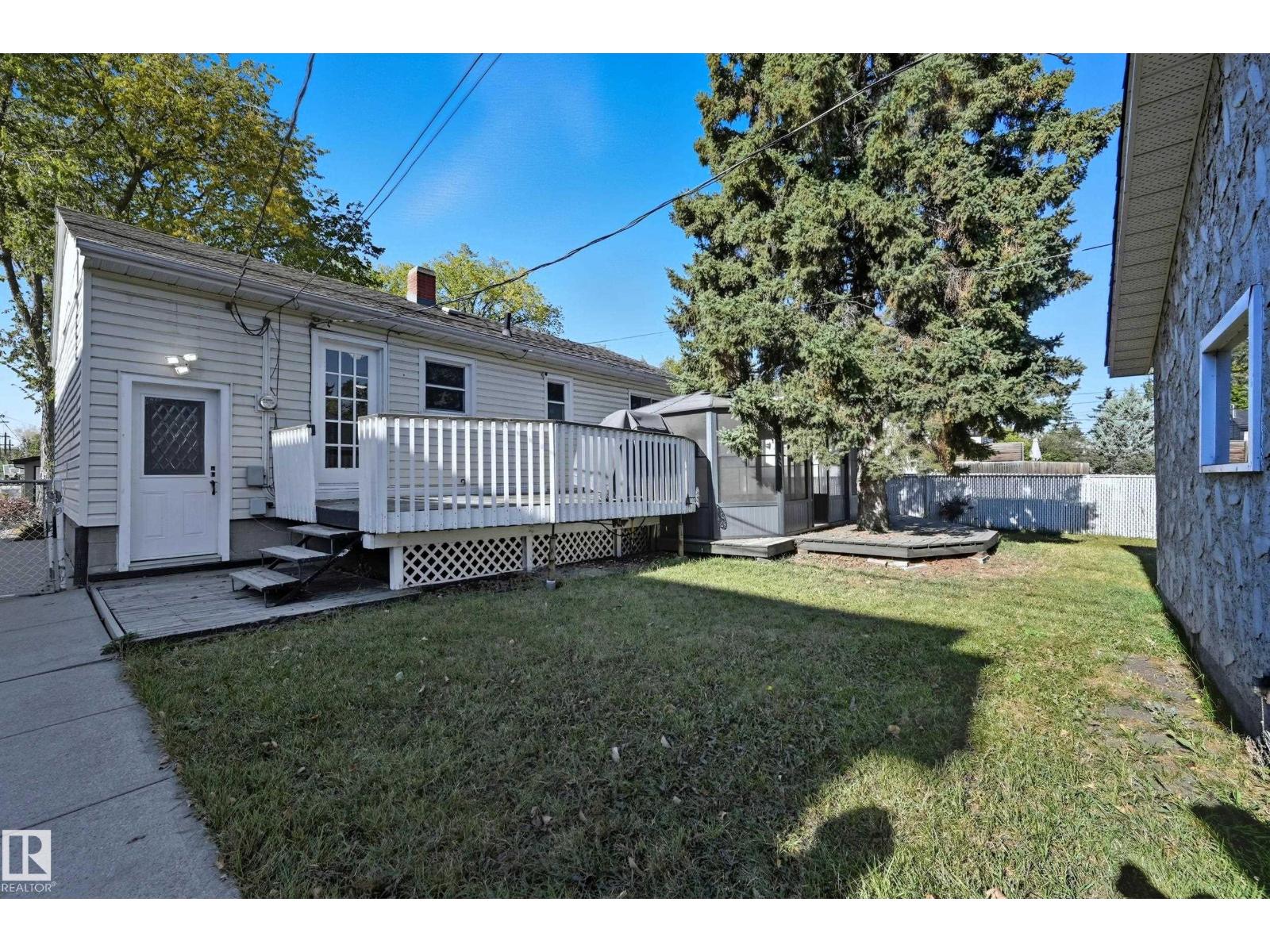 8815 76 St Nw, Edmonton, Alberta  T6C 2K1 - Photo 33 - E4461718
