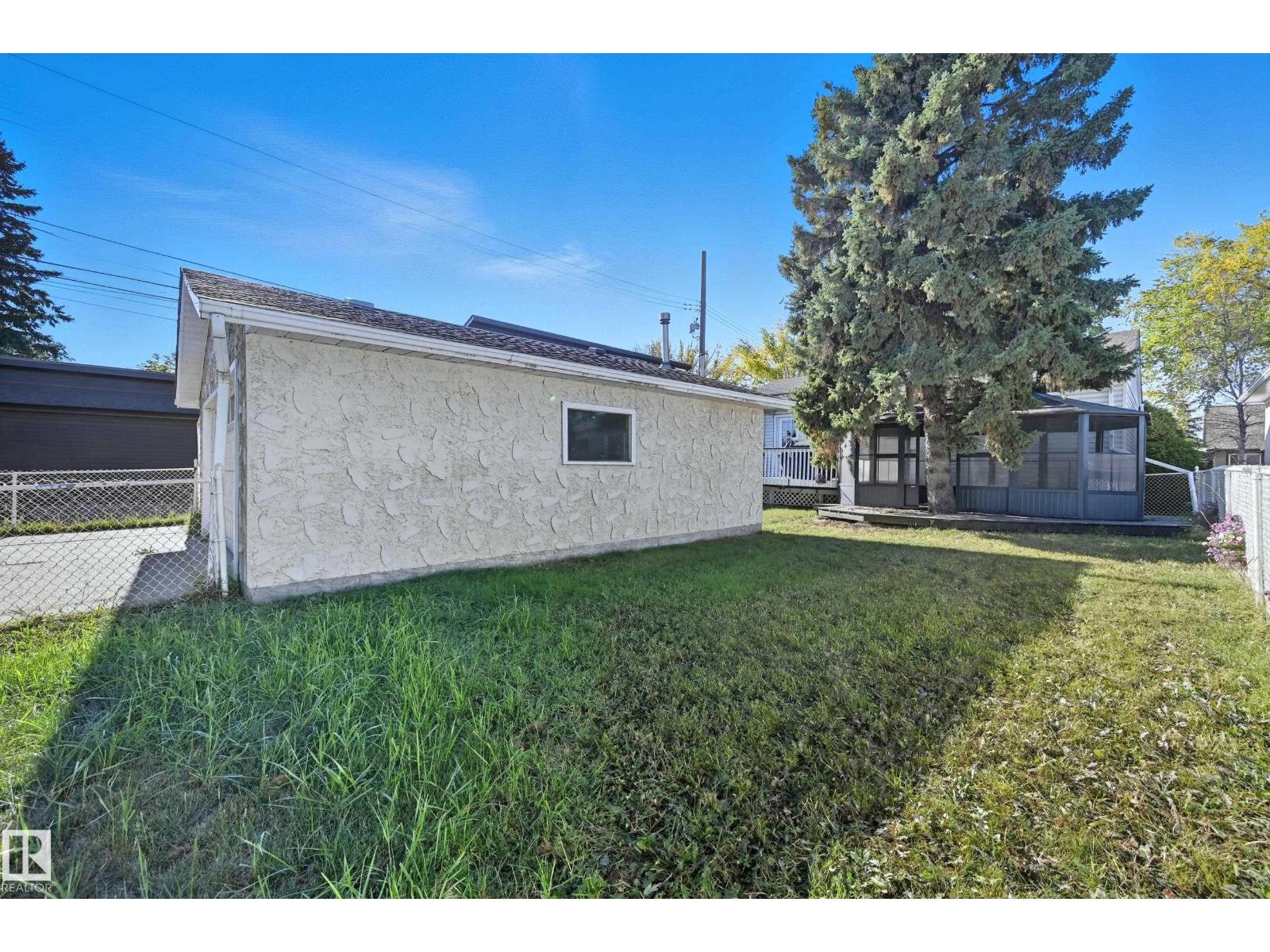 8815 76 St Nw, Edmonton, Alberta  T6C 2K1 - Photo 38 - E4461718