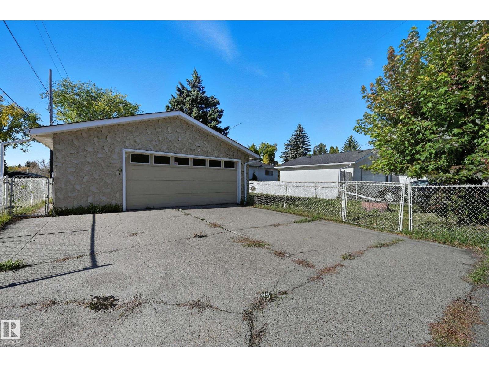 8815 76 St Nw, Edmonton, Alberta  T6C 2K1 - Photo 39 - E4461718