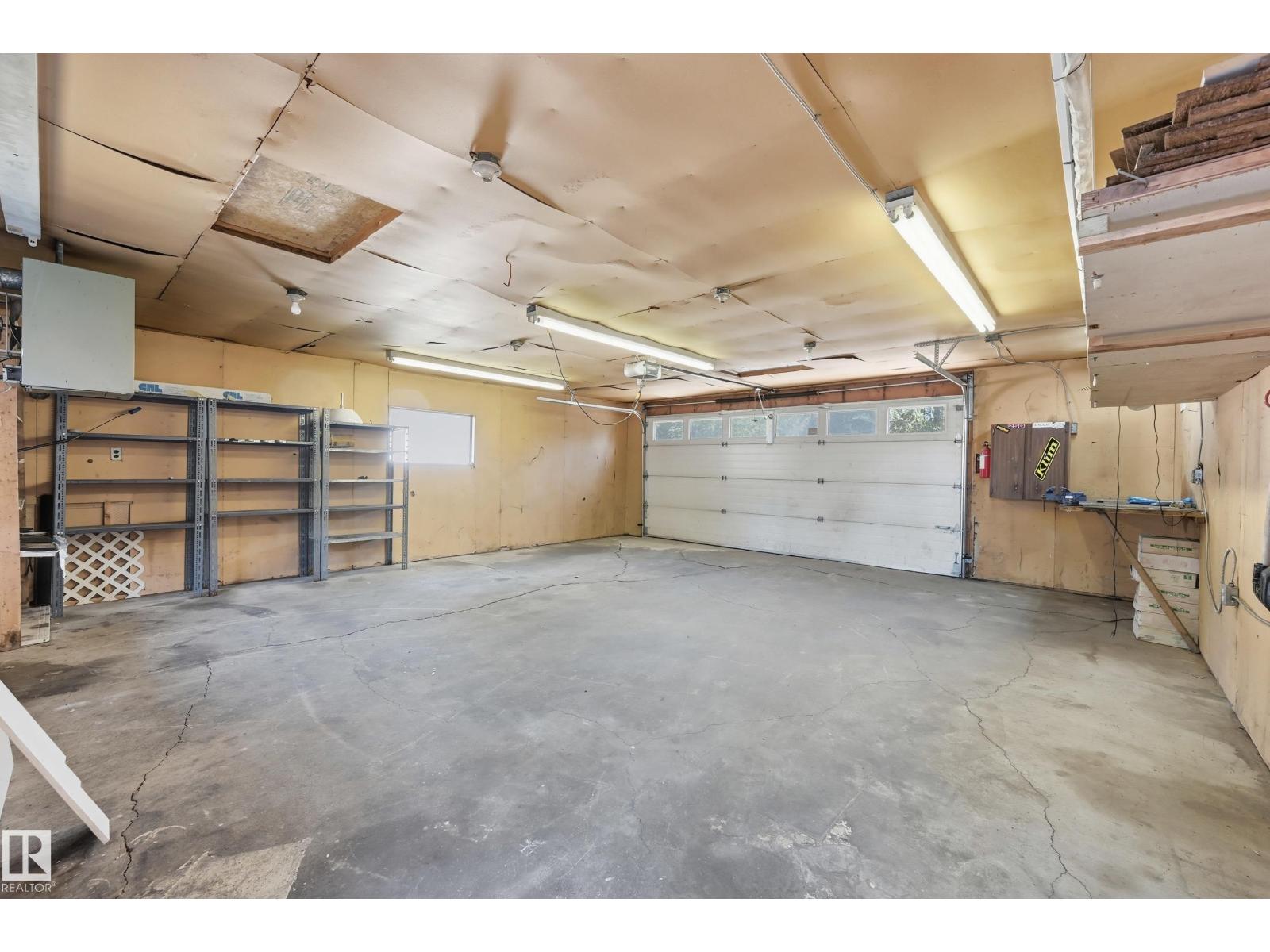 8815 76 St Nw, Edmonton, Alberta  T6C 2K1 - Photo 40 - E4461718