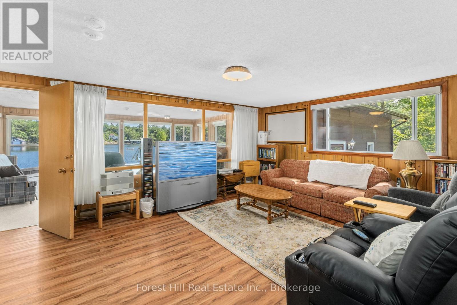 1062 Pine Lake Road, Gravenhurst, Ontario  P1P 1R2 - Photo 29 - X12457015