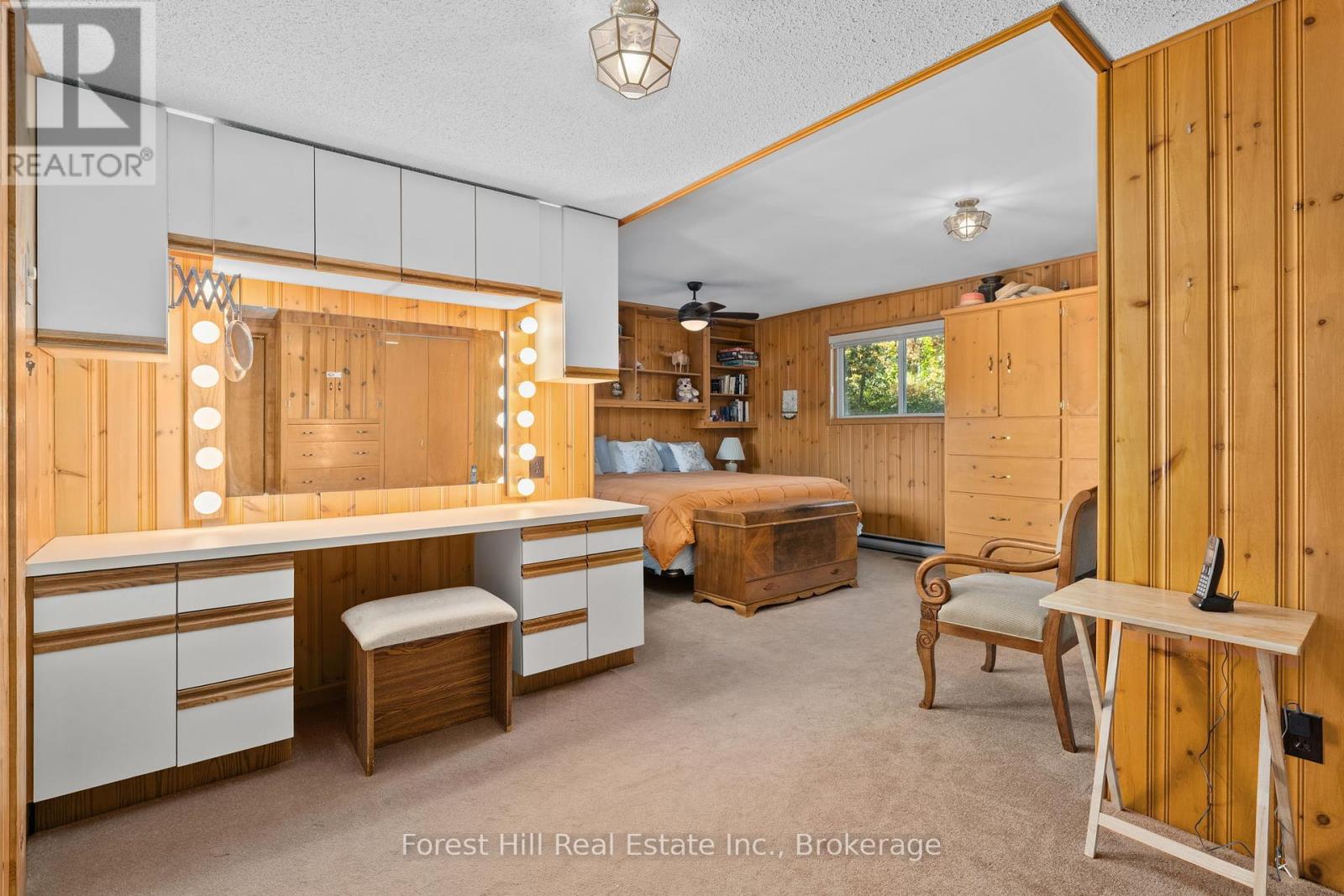 1062 Pine Lake Road, Gravenhurst, Ontario  P1P 1R2 - Photo 24 - X12457015