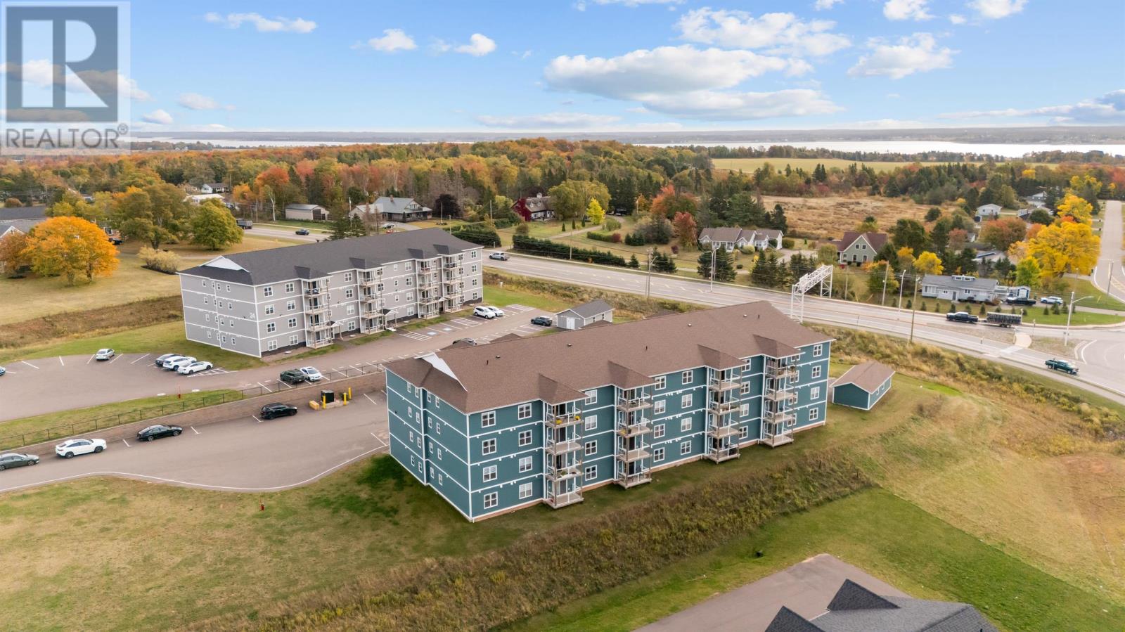 208 18 Gilbert Drive, Charlottetown, Prince Edward Island  C1A 0W2 - Photo 2 - 202525643