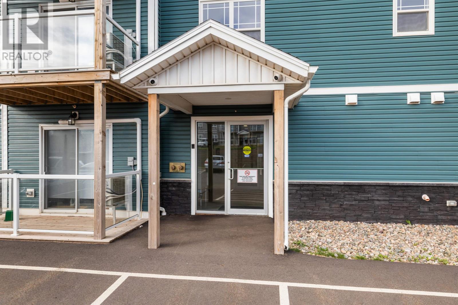 208 18 Gilbert Drive, Charlottetown, Prince Edward Island  C1A 0W2 - Photo 4 - 202525643