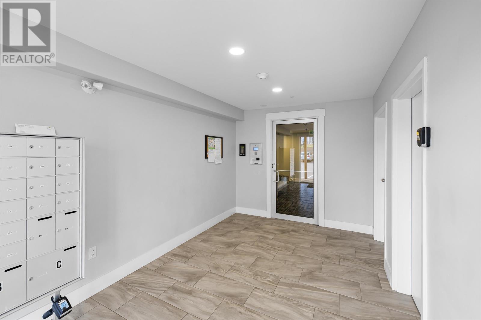 208 18 Gilbert Drive, Charlottetown, Prince Edward Island  C1A 0W2 - Photo 5 - 202525643