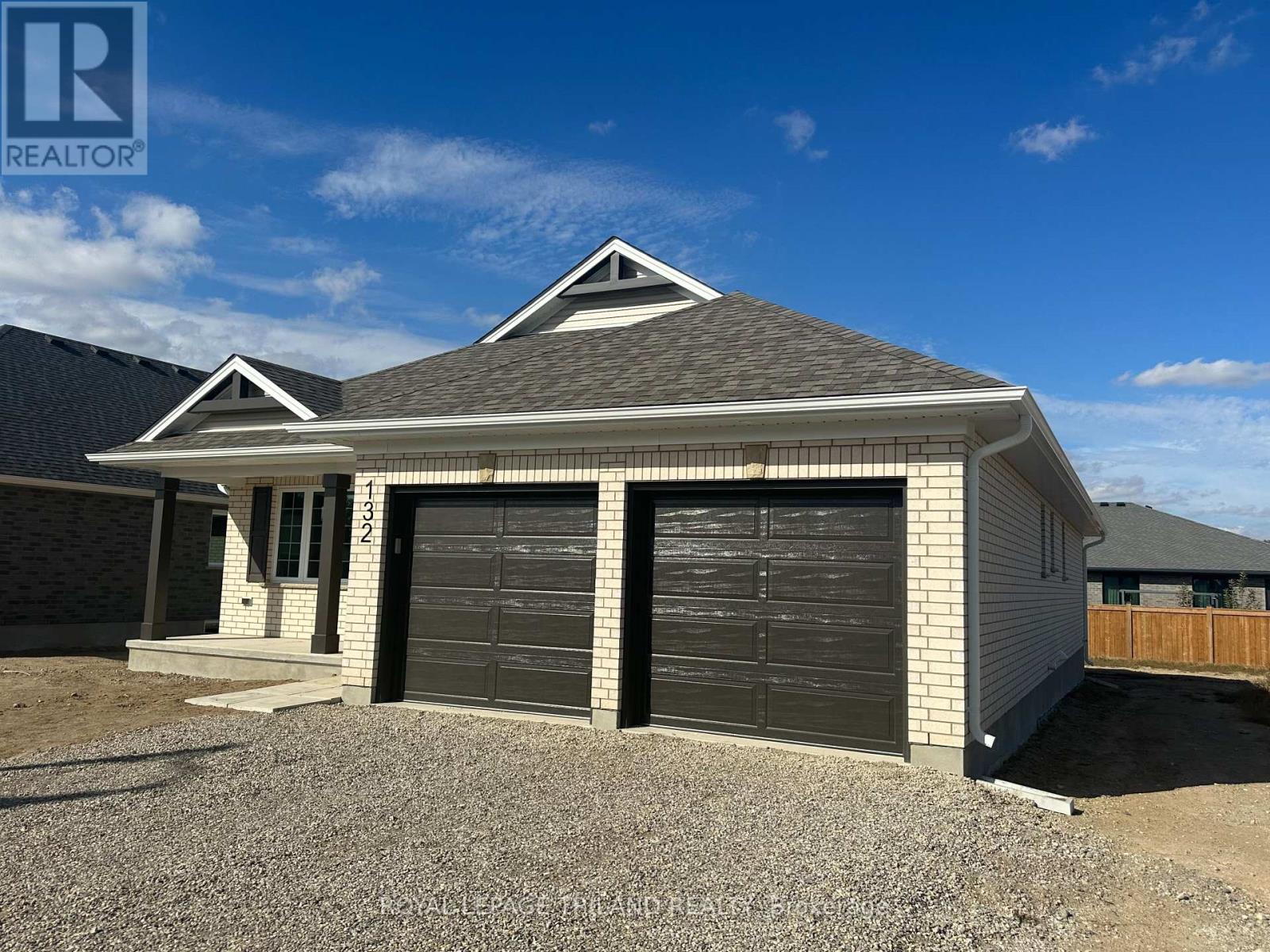 132 Styles Drive, St. Thomas, Ontario  N5R 0R1 - Photo 3 - X12295145