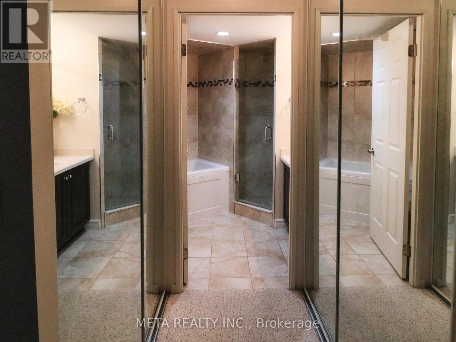 1612 - 7 Carlton Street, Toronto, Ontario  M5B 2M3 - Photo 10 - C12457159