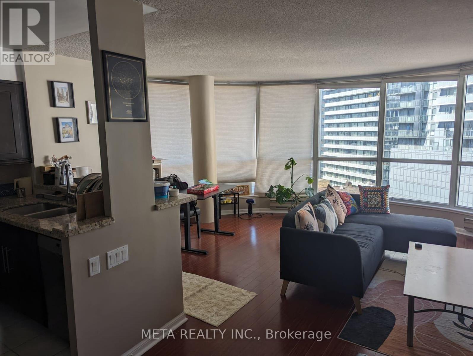 1612 - 7 Carlton Street, Toronto, Ontario  M5B 2M3 - Photo 17 - C12457159