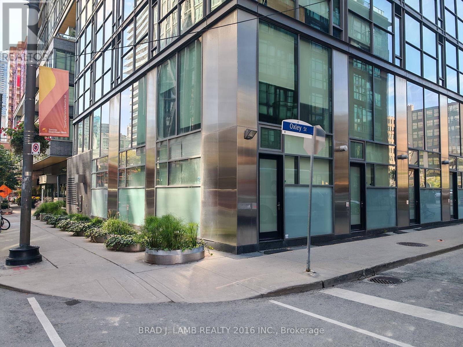 TH1 - 25 OXLEY STREET, Toronto, Ontario