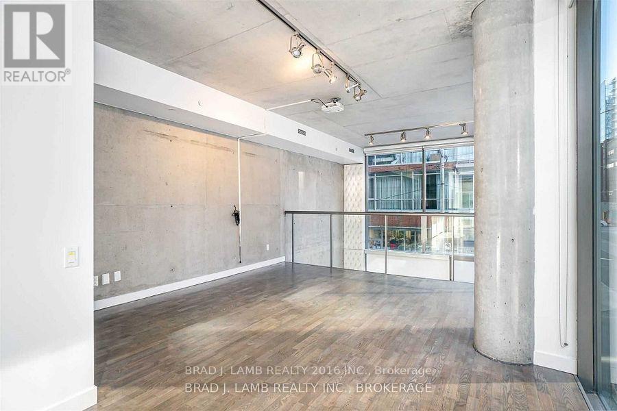 Th1 - 25 Oxley Street, Toronto, Ontario  M5V 2J5 - Photo 10 - C12457193