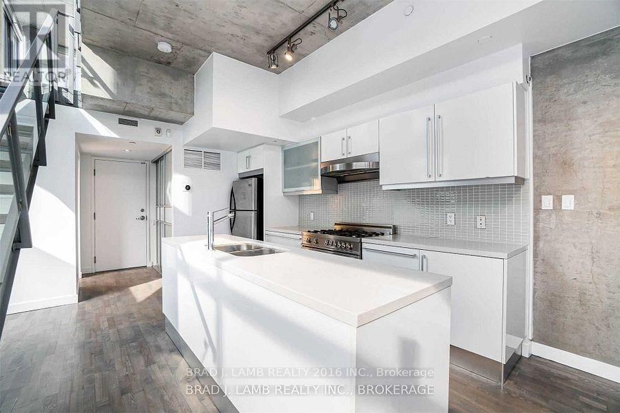 Th1 - 25 Oxley Street, Toronto, Ontario  M5V 2J5 - Photo 6 - C12457193