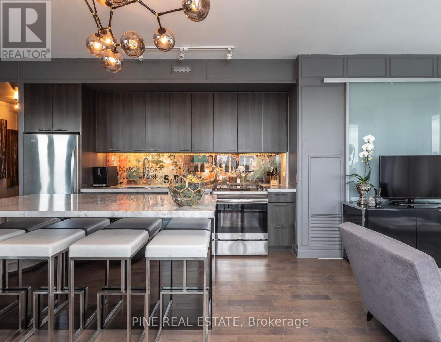 2902 - 70 DISTILLERY LANE, Toronto, Ontario