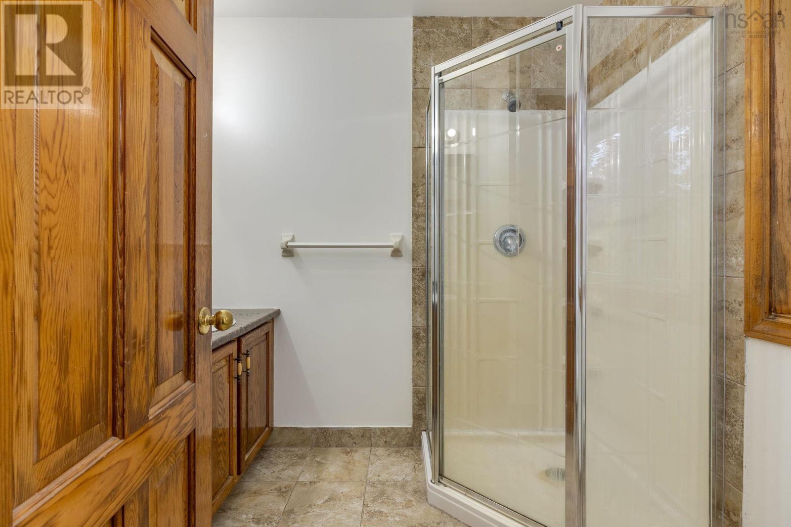 6 Amberwood Court, Halifax, Nova Scotia  B3M 3X7 - Photo 23 - 202525610
