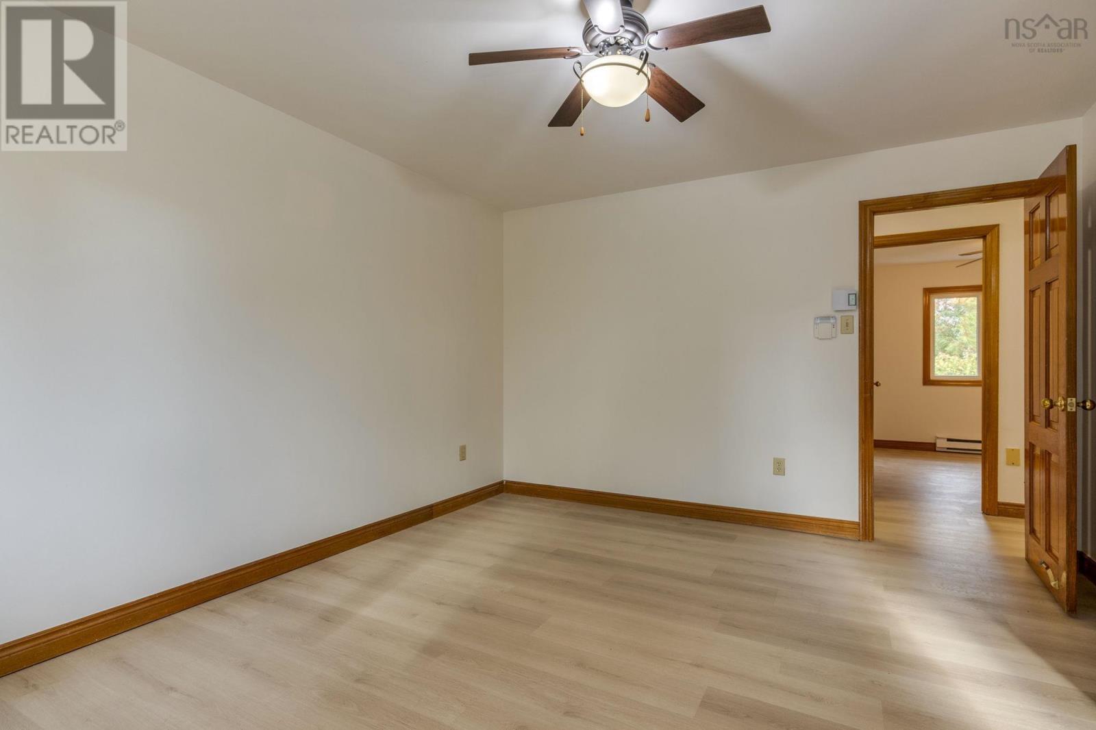 6 Amberwood Court, Halifax, Nova Scotia  B3M 3X7 - Photo 21 - 202525610