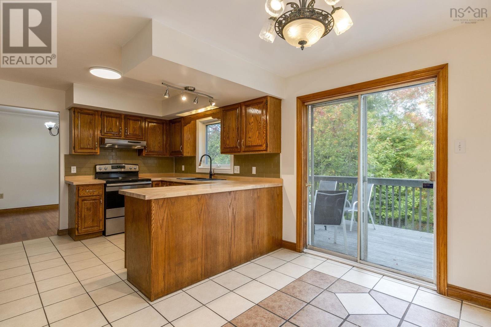 6 Amberwood Court, Halifax, Nova Scotia  B3M 3X7 - Photo 13 - 202525610