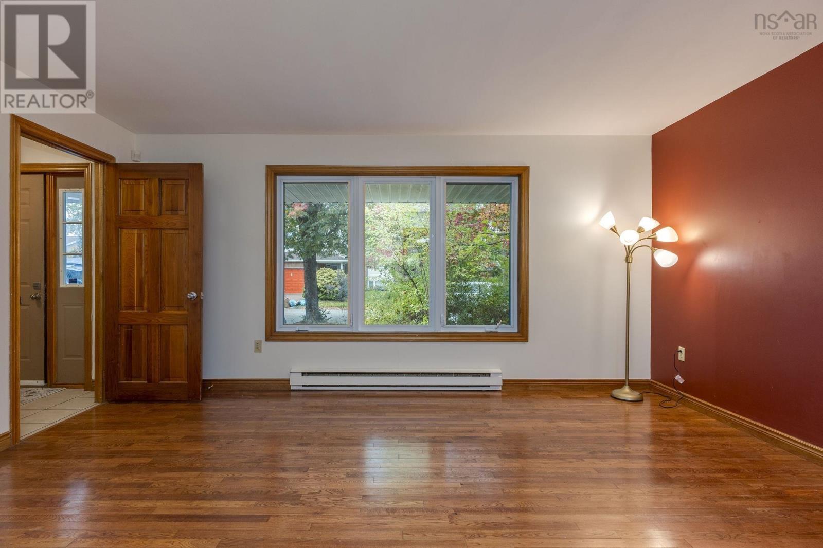 6 Amberwood Court, Halifax, Nova Scotia  B3M 3X7 - Photo 6 - 202525610