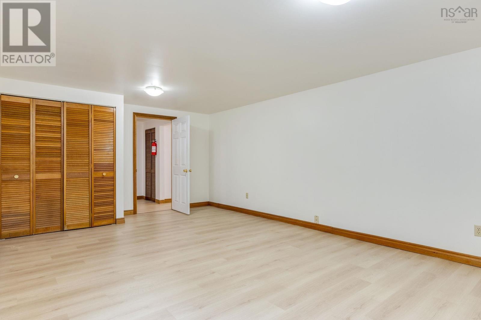 6 Amberwood Court, Halifax, Nova Scotia  B3M 3X7 - Photo 40 - 202525610