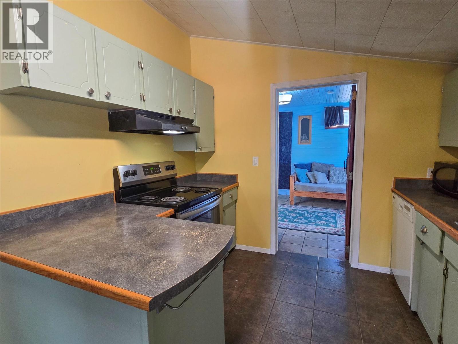 1602 Vancouver Street, Nelson, British Columbia  V1L 1E6 - Photo 9 - 10364204