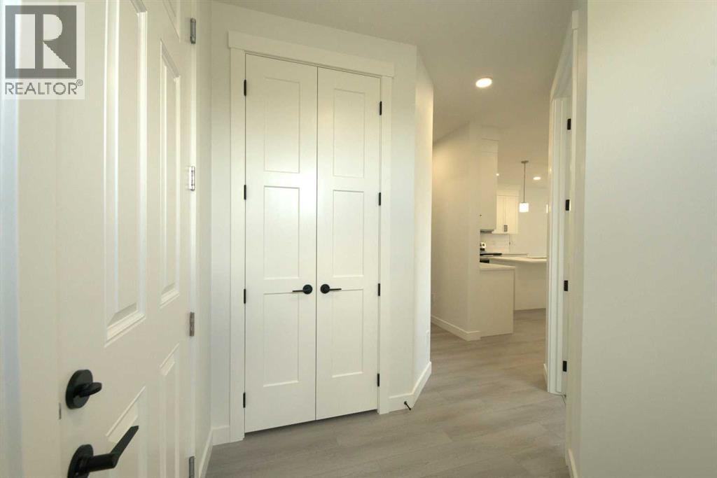 1117 Iron Ridge Avenue, Crossfield, Alberta  T0M 0S0 - Photo 3 - A2253391