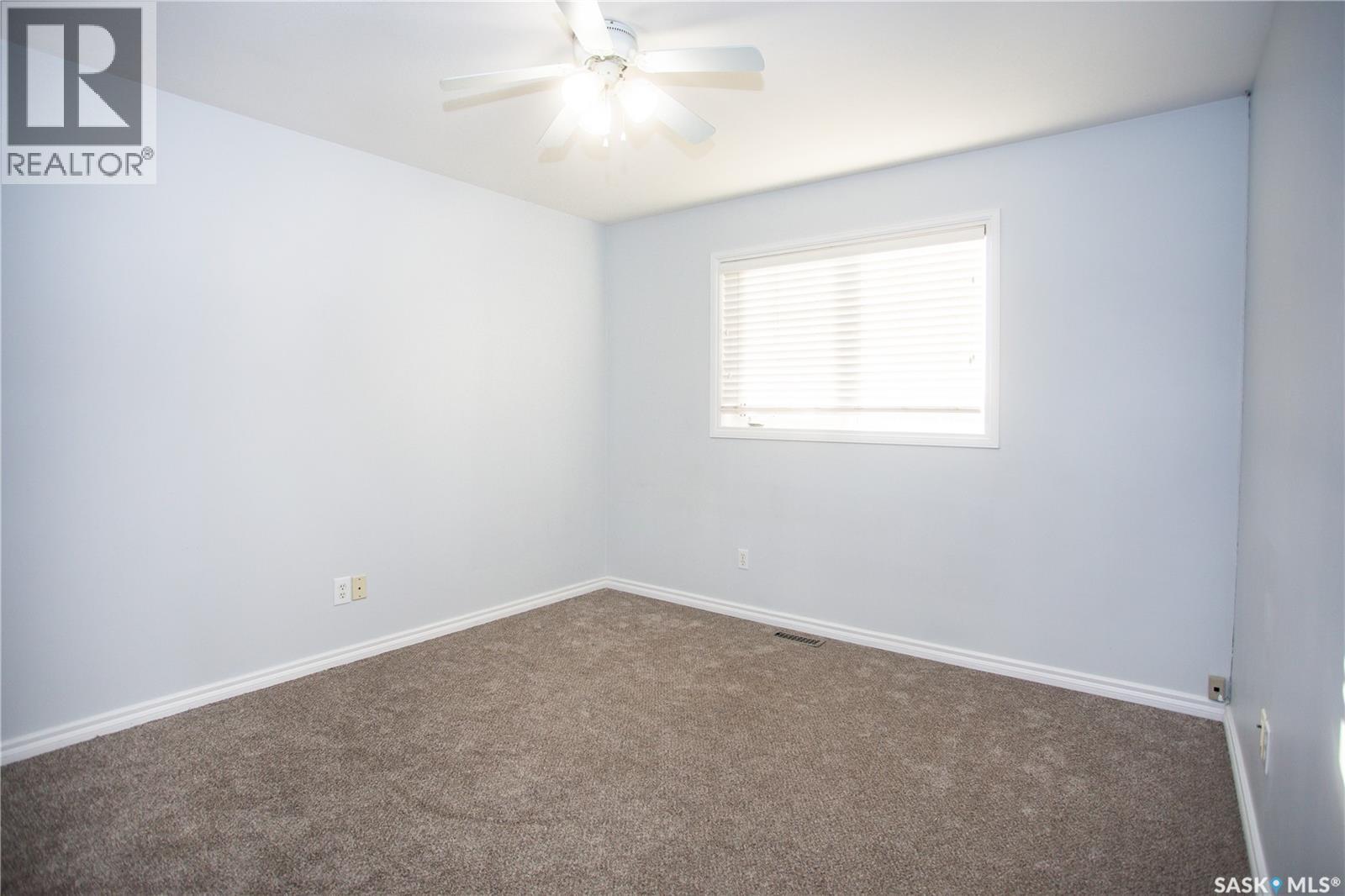 2 110 Banyan Crescent, Saskatoon, Saskatchewan  S7V 1G7 - Photo 11 - SK020650
