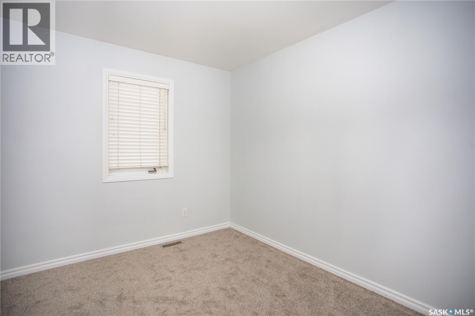 2 110 Banyan Crescent, Saskatoon, Saskatchewan  S7V 1G7 - Photo 15 - SK020650