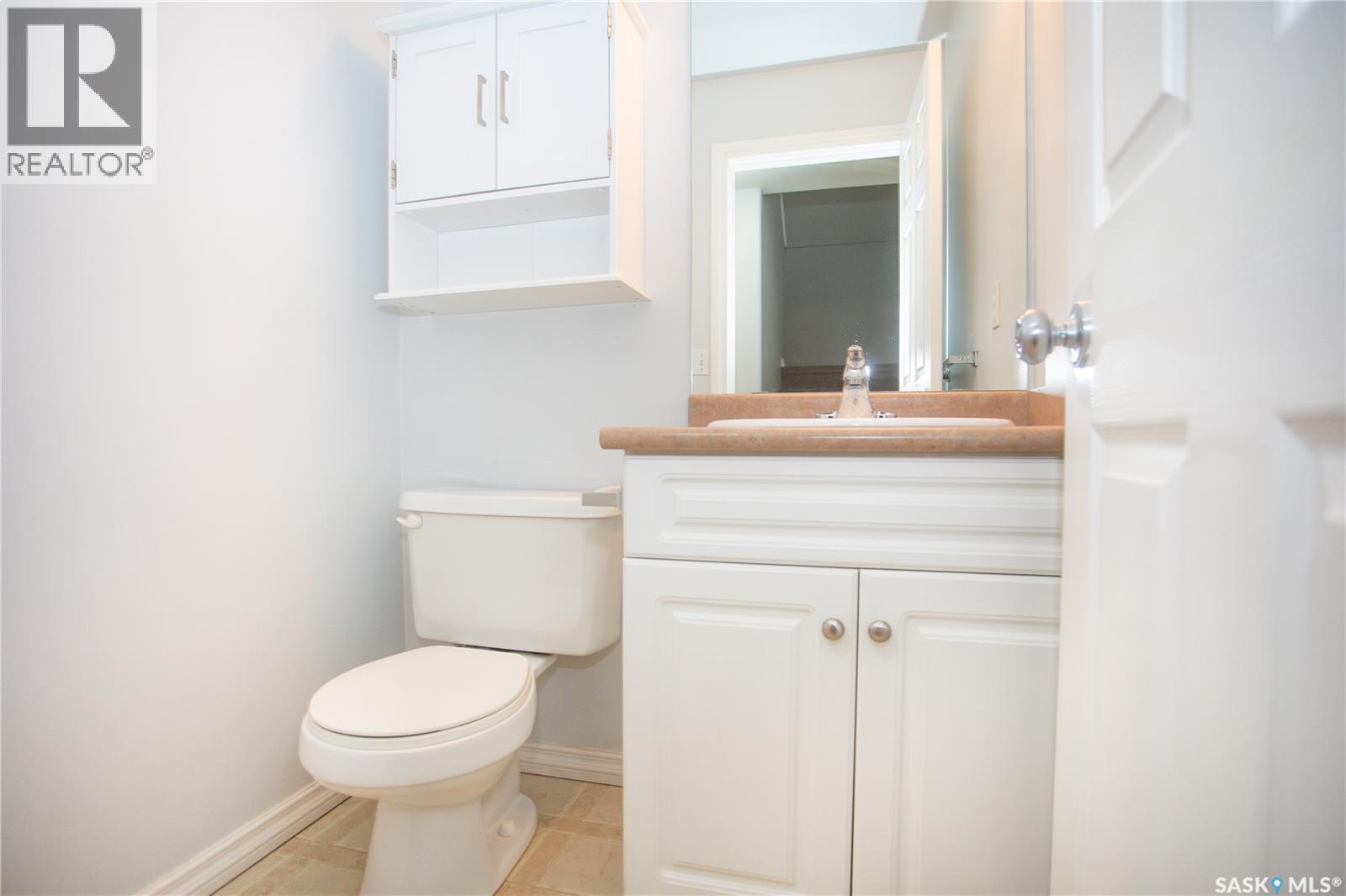 2 110 Banyan Crescent, Saskatoon, Saskatchewan  S7V 1G7 - Photo 3 - SK020650