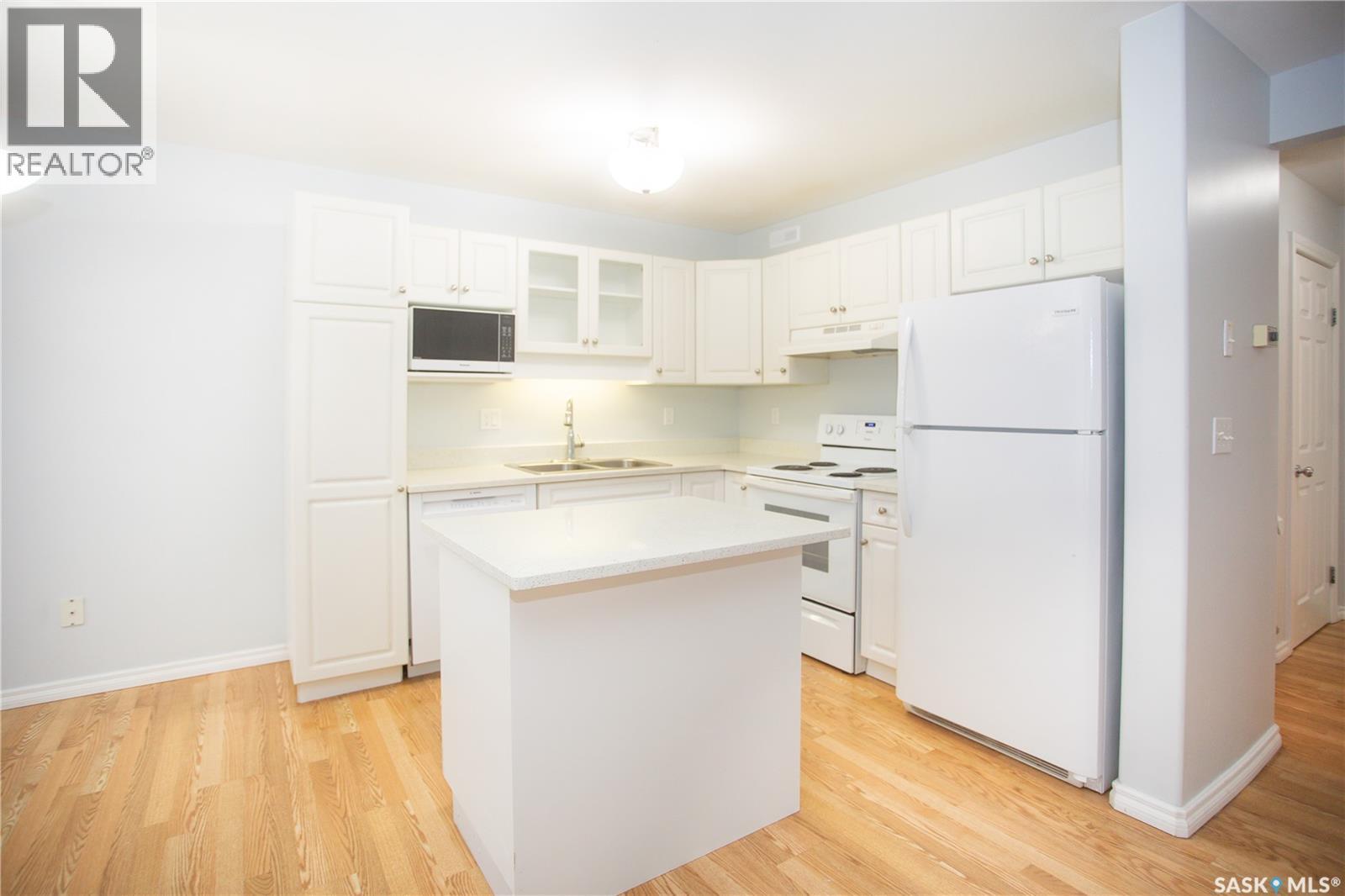 2 110 Banyan Crescent, Saskatoon, Saskatchewan  S7V 1G7 - Photo 4 - SK020650