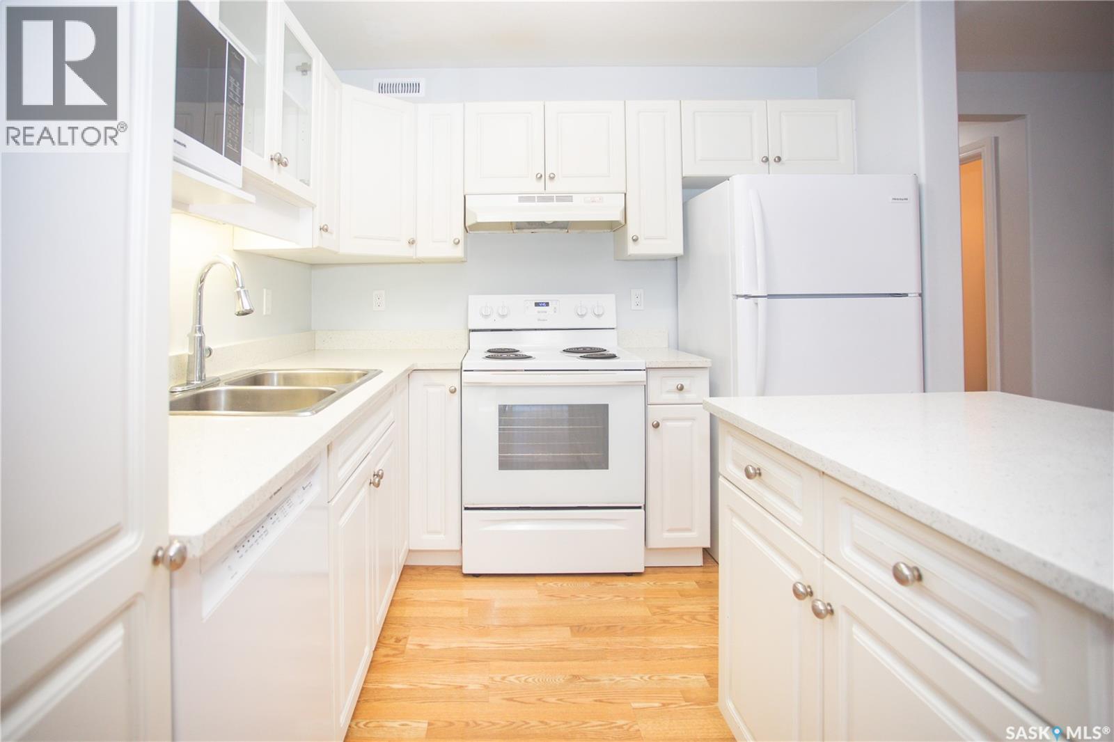 2 110 Banyan Crescent, Saskatoon, Saskatchewan  S7V 1G7 - Photo 5 - SK020650