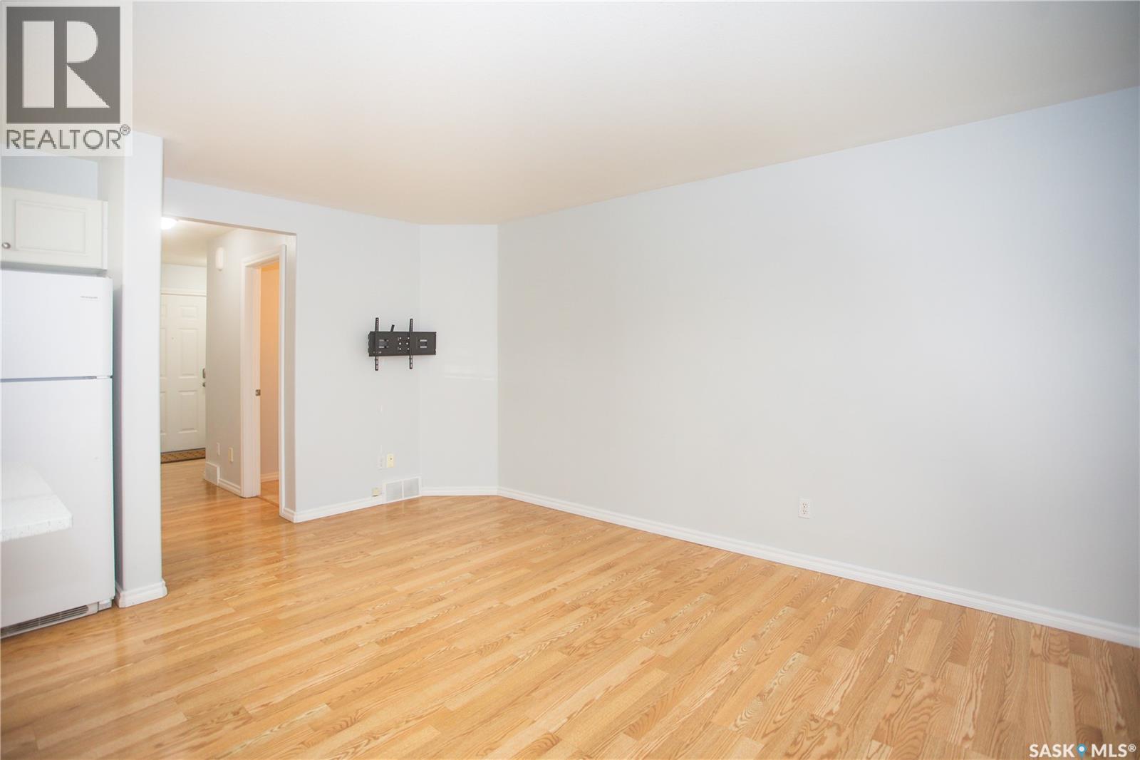 2 110 Banyan Crescent, Saskatoon, Saskatchewan  S7V 1G7 - Photo 8 - SK020650