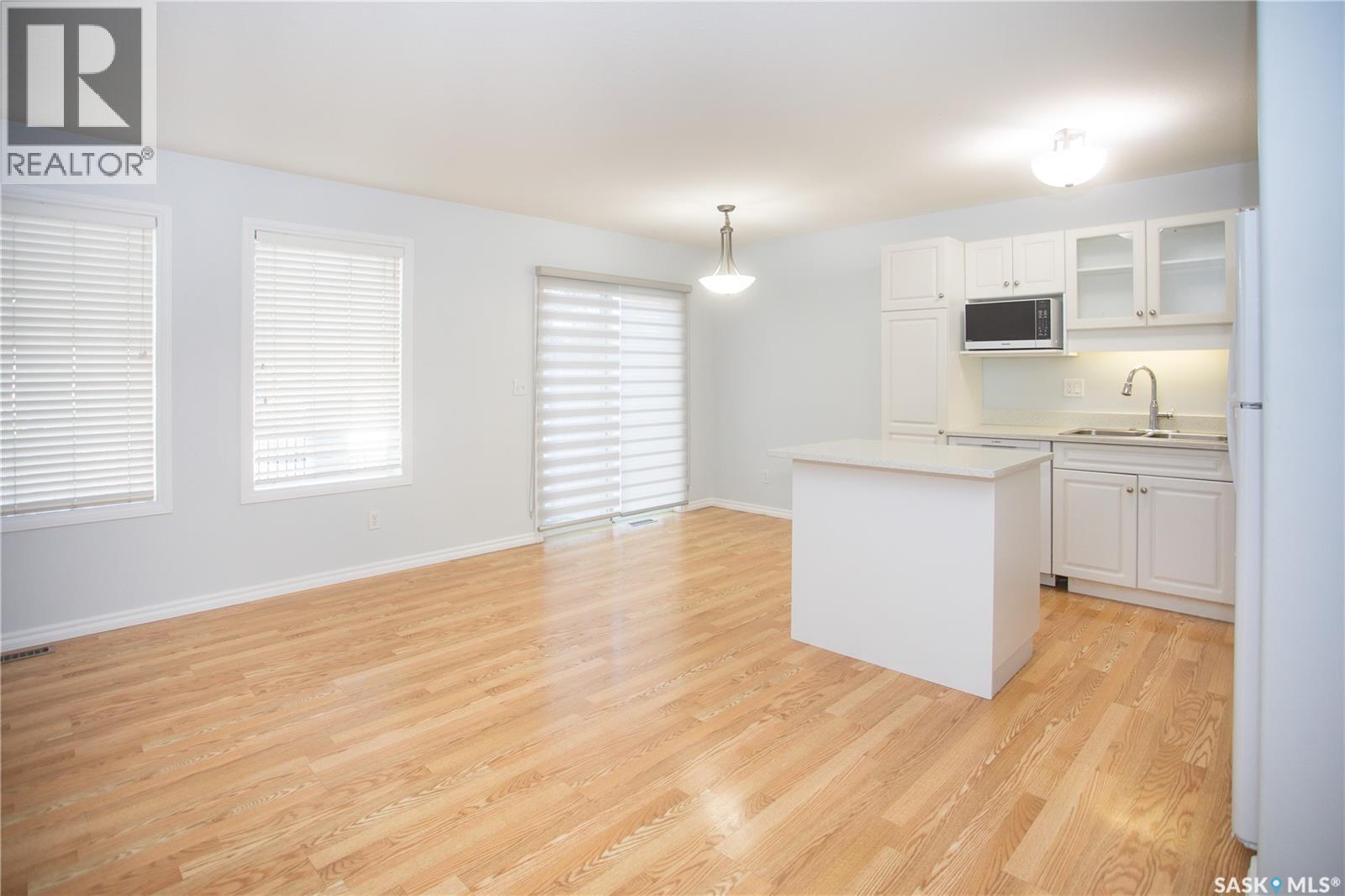 2 110 Banyan Crescent, Saskatoon, Saskatchewan  S7V 1G7 - Photo 9 - SK020650