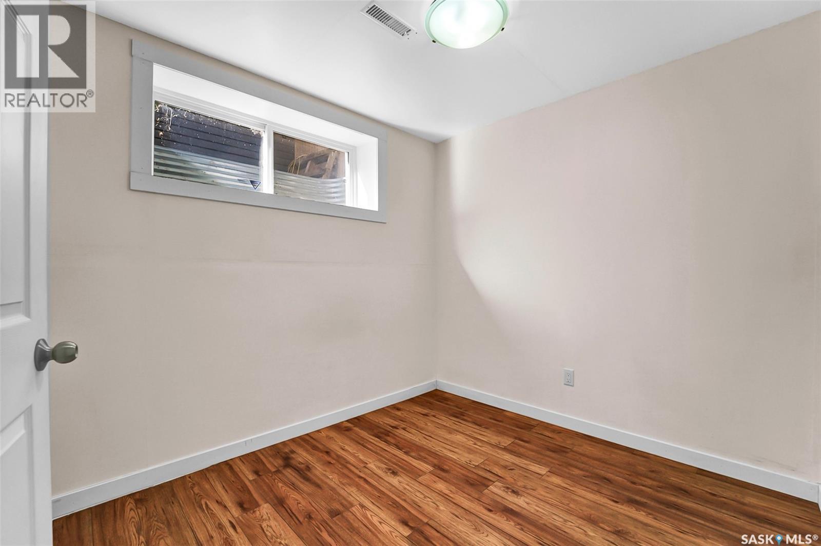 203 Henick Crescent, Saskatoon, Saskatchewan  S7R 0J9 - Photo 32 - SK020618