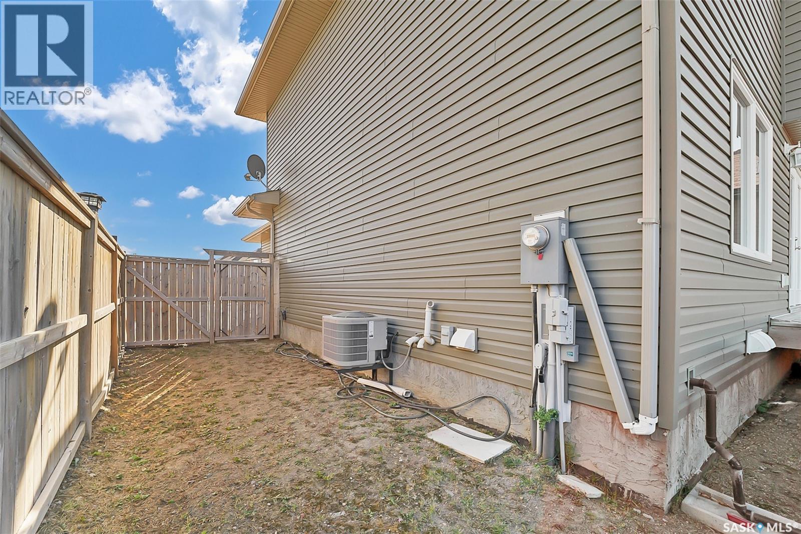 203 Henick Crescent, Saskatoon, Saskatchewan  S7R 0J9 - Photo 36 - SK020618