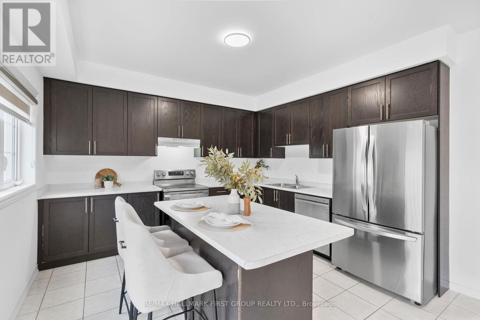 1119 Skyridge Boulevard, Pickering, Ontario  L1X 0M8 - Photo 10 - E12457184