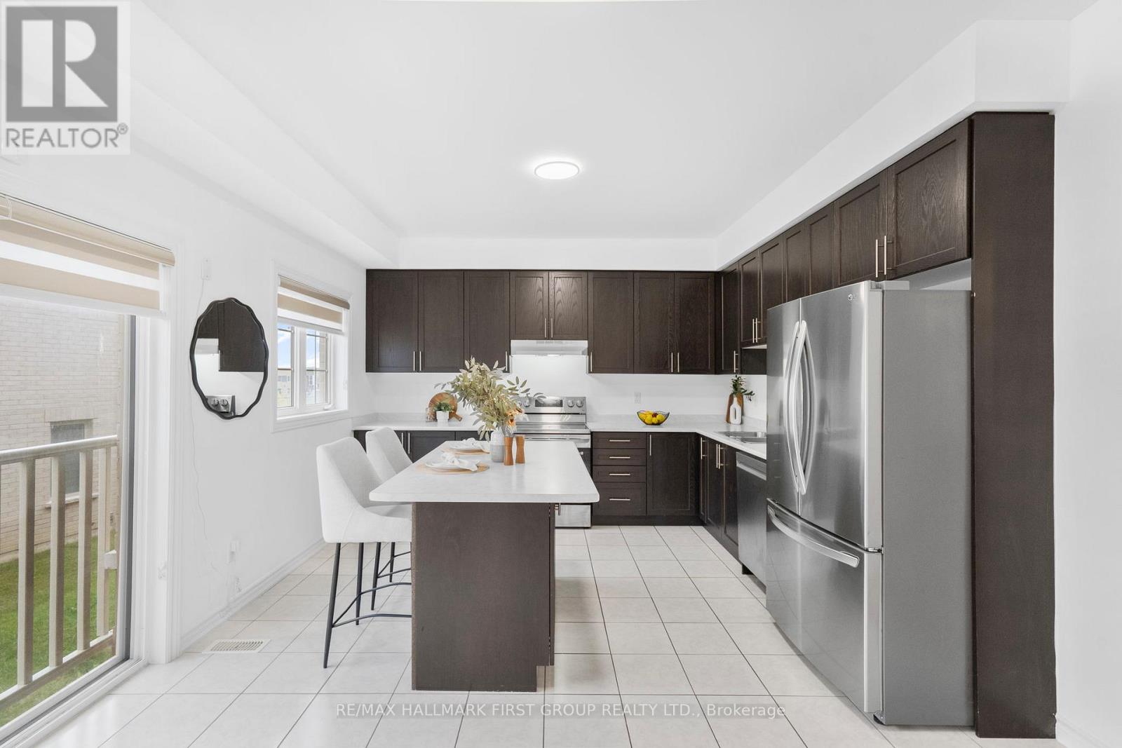 1119 Skyridge Boulevard, Pickering, Ontario  L1X 0M8 - Photo 9 - E12457184