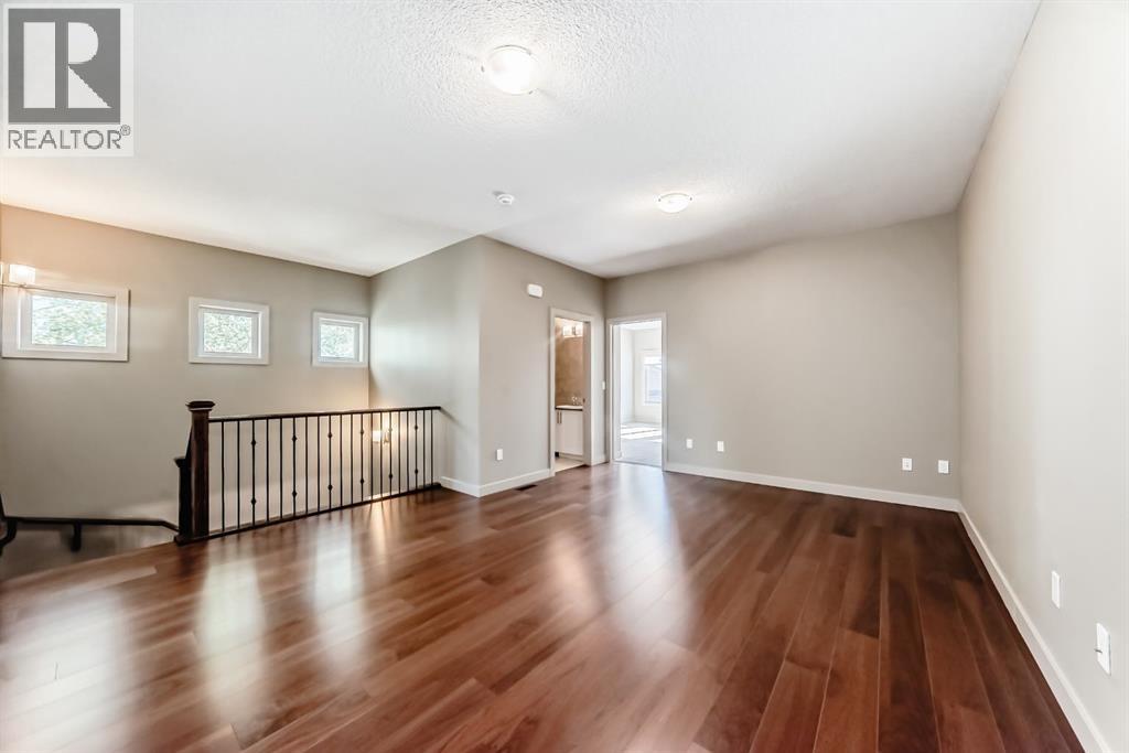 12 Cougar Ridge Landing Sw, Calgary, Alberta  T3H 0X8 - Photo 40 - A2263362