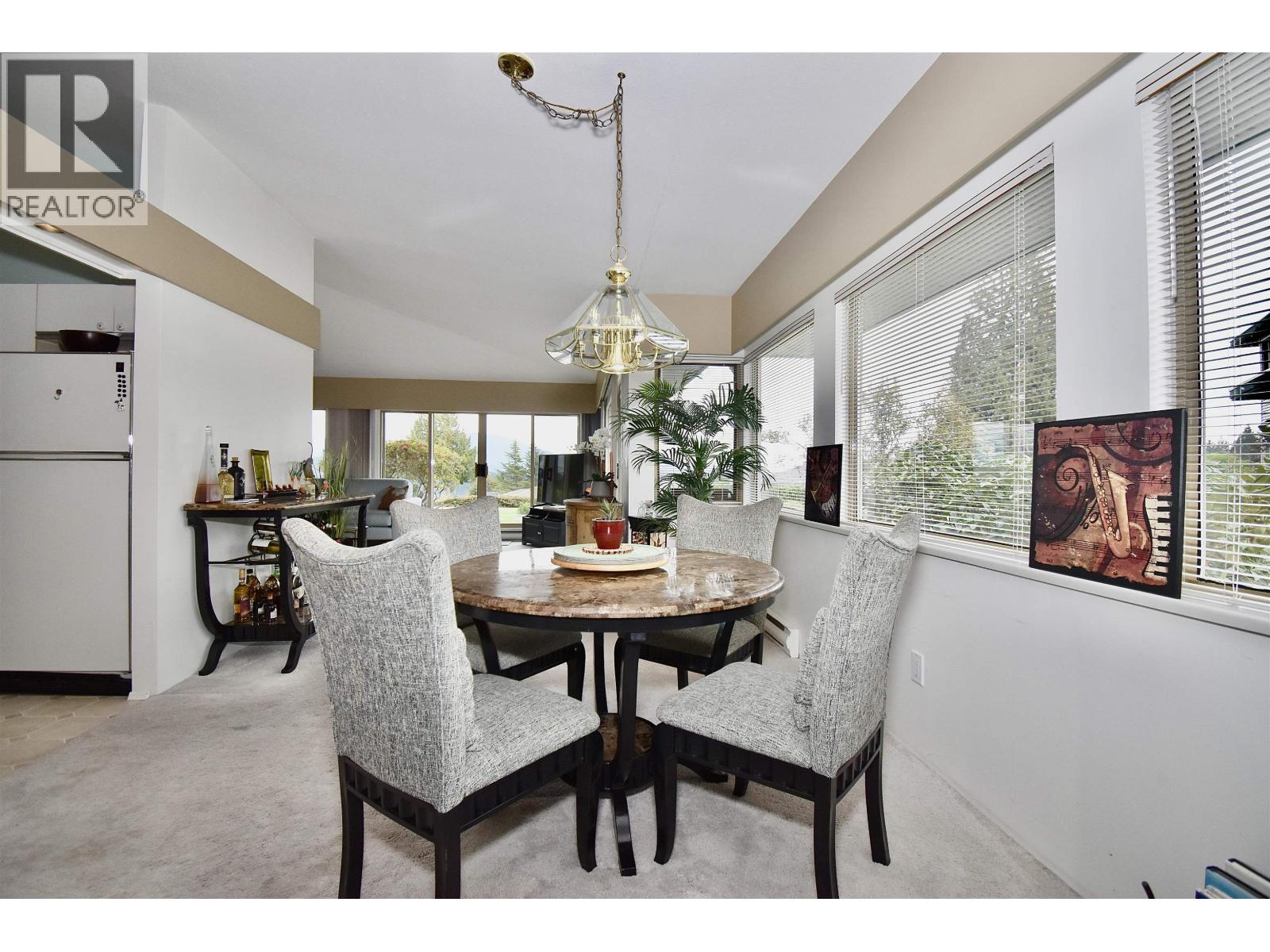 28 555 Eaglecrest Drive, Gibsons, British Columbia  V0N 1V8 - Photo 10 - R3057425