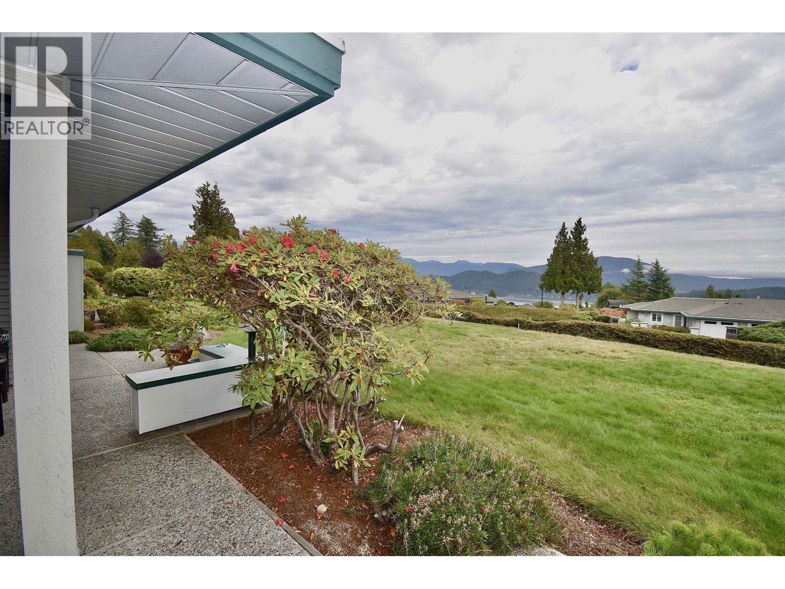 28 555 Eaglecrest Drive, Gibsons, British Columbia  V0N 1V8 - Photo 30 - R3057425