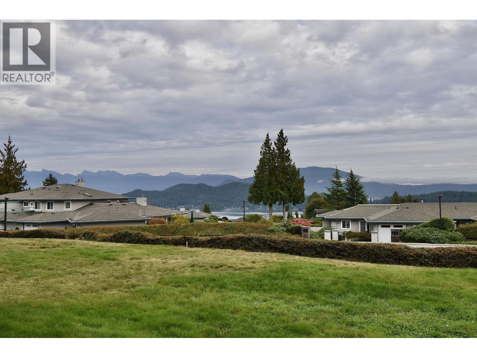 28 555 Eaglecrest Drive, Gibsons, British Columbia  V0N 1V8 - Photo 34 - R3057425