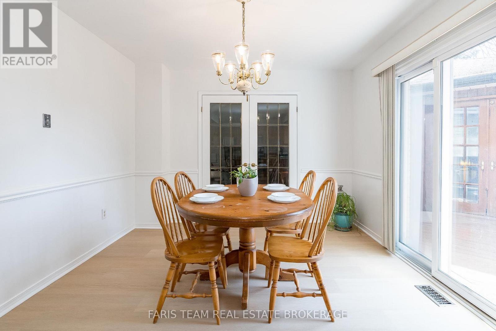 2 Heritage Road, Innisfil (Cookstown), Ontario  L0L 1L0 - Photo 11 - N12457126