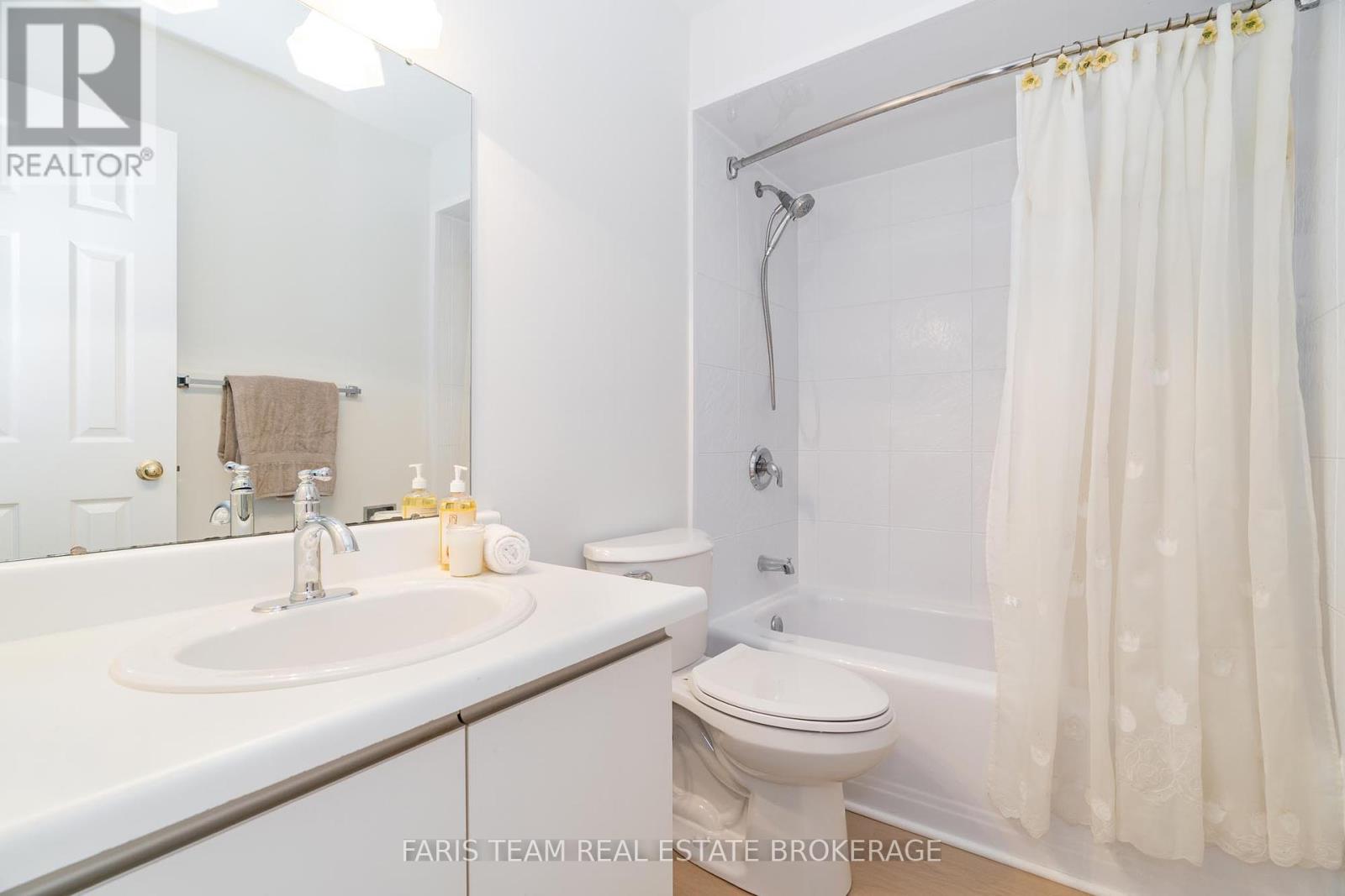2 Heritage Road, Innisfil (Cookstown), Ontario  L0L 1L0 - Photo 32 - N12457126
