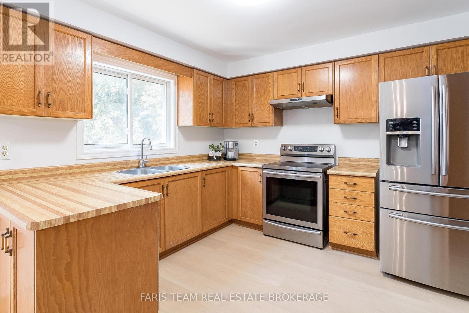 2 Heritage Road, Innisfil (Cookstown), Ontario  L0L 1L0 - Photo 7 - N12457126