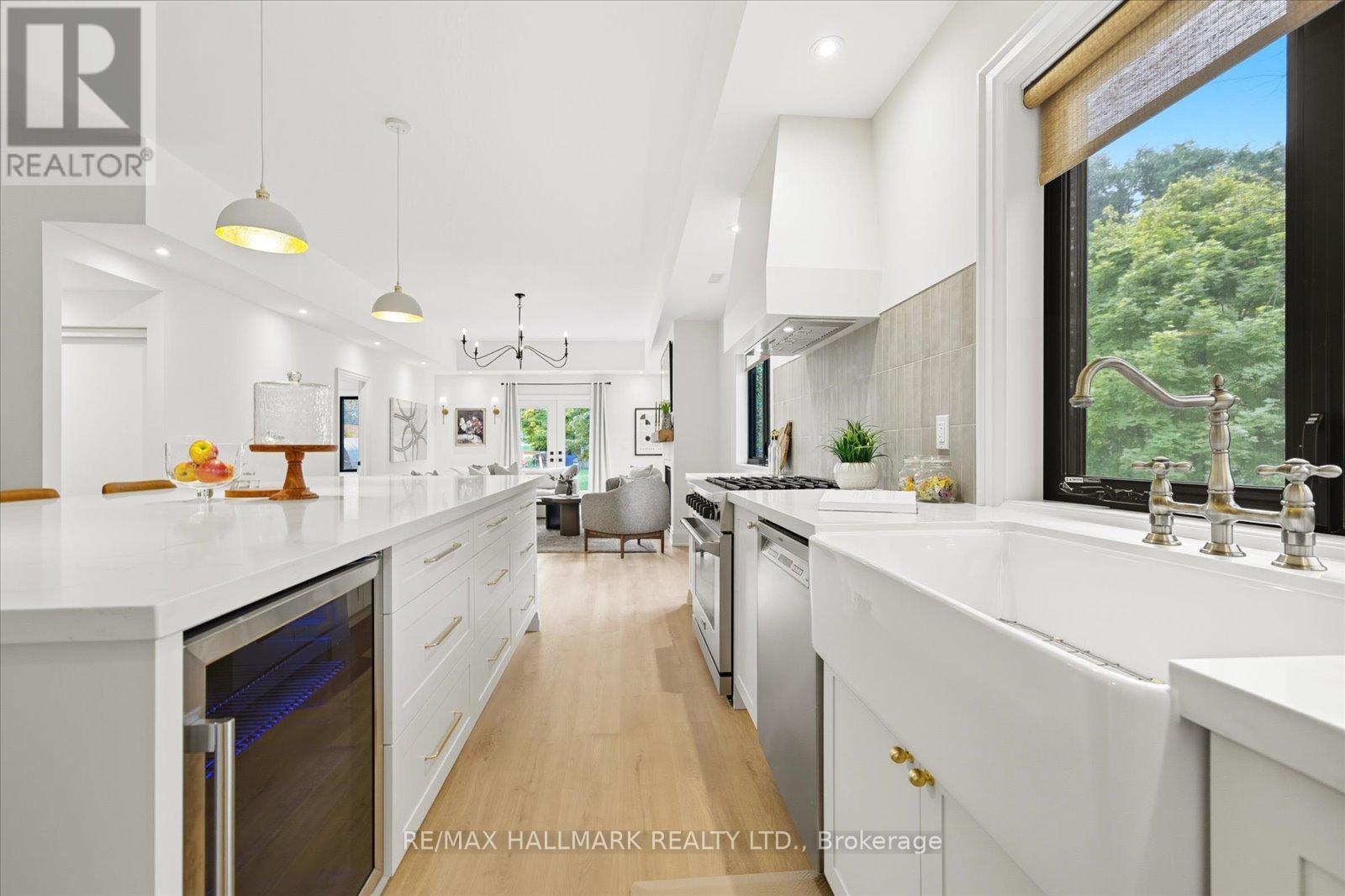 17 Mill Street, East Gwillimbury (Mt Albert), Ontario  L0G 1M0 - Photo 18 - N12457139