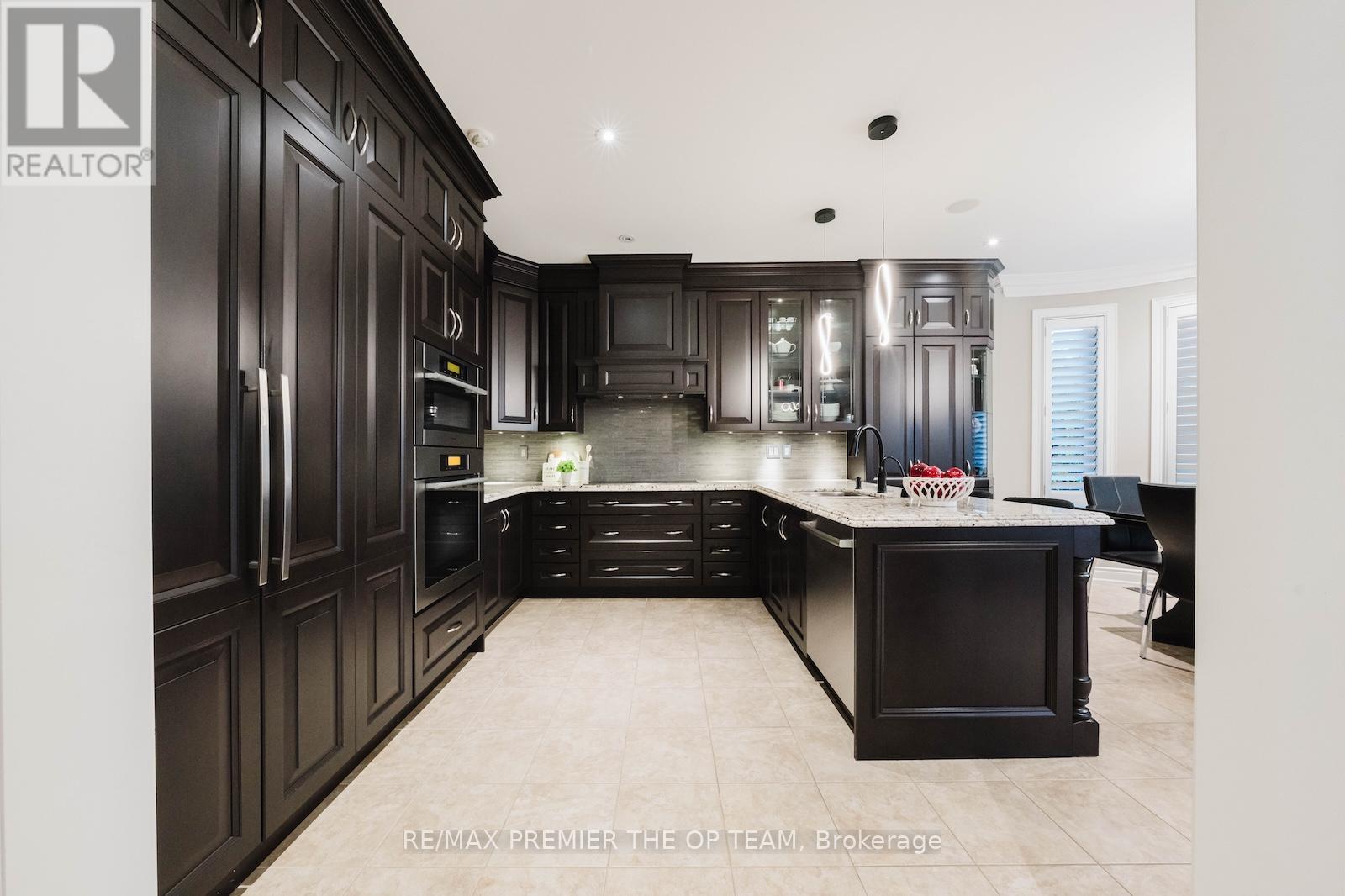 226 Via Borghese Street, Vaughan, Ontario  L4H 0Y6 - Photo 13 - N12457152