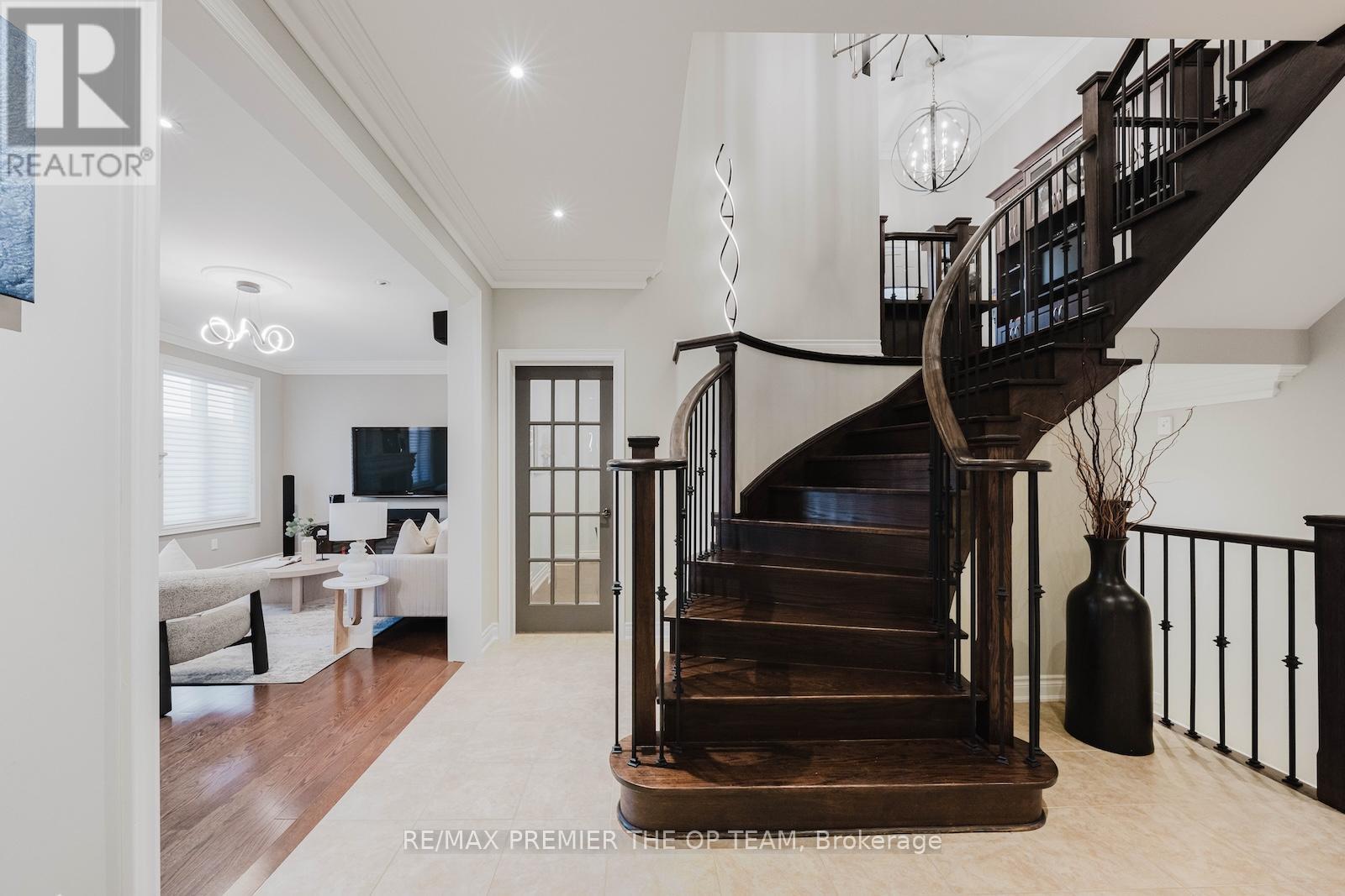226 Via Borghese Street, Vaughan, Ontario  L4H 0Y6 - Photo 24 - N12457152