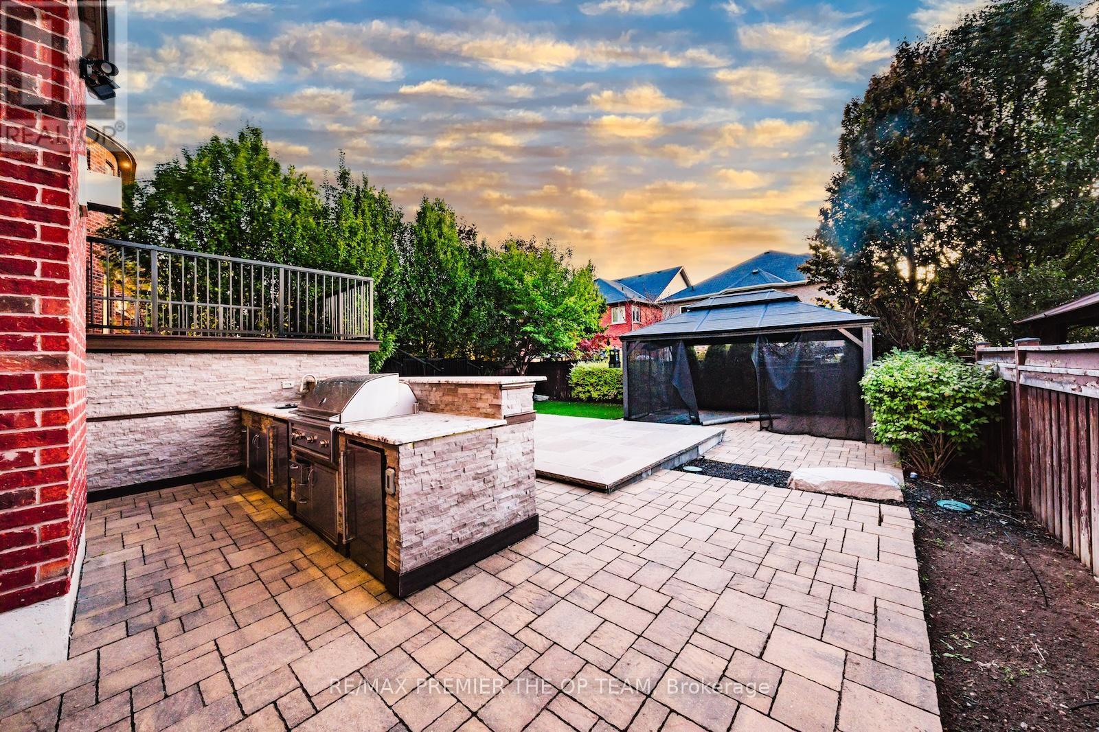 226 Via Borghese Street, Vaughan, Ontario  L4H 0Y6 - Photo 3 - N12457152