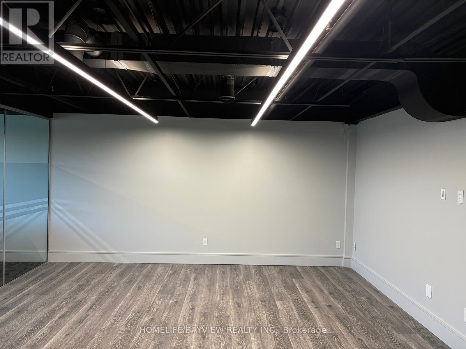 8 - 201 Millway Avenue, Vaughan, Ontario  L4K 5K8 - Photo 2 - N12457177