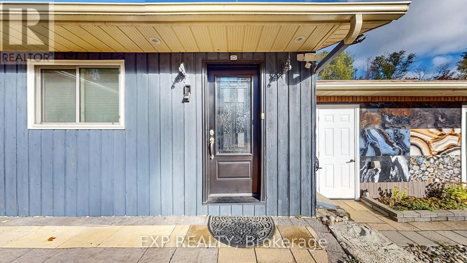 24762 Weirs Side Road, Georgina (Baldwin), Ontario  L0E 1N0 - Photo 22 - N12457198