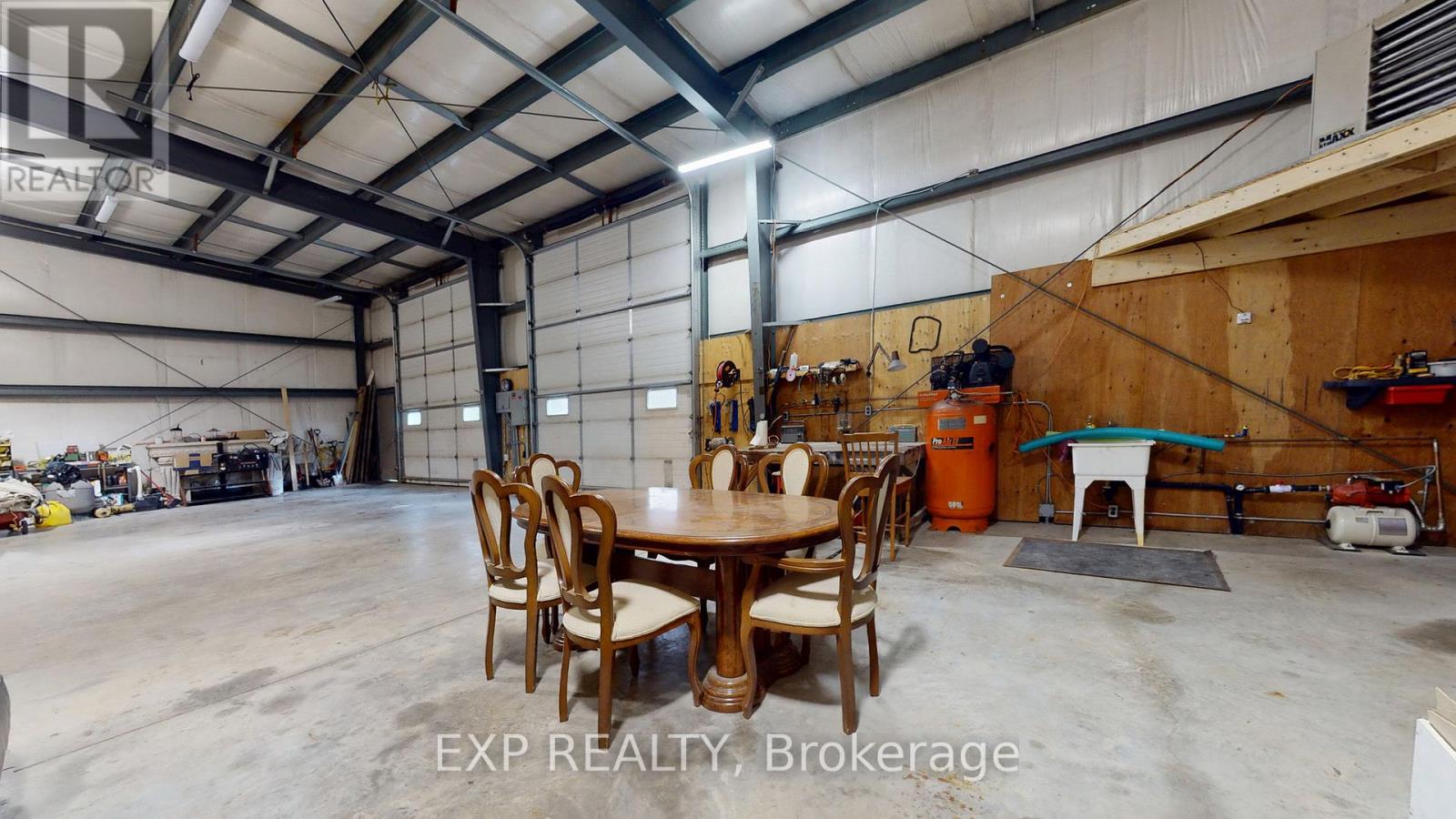 24762 Weirs Side Road, Georgina (Baldwin), Ontario  L0E 1N0 - Photo 24 - N12457198