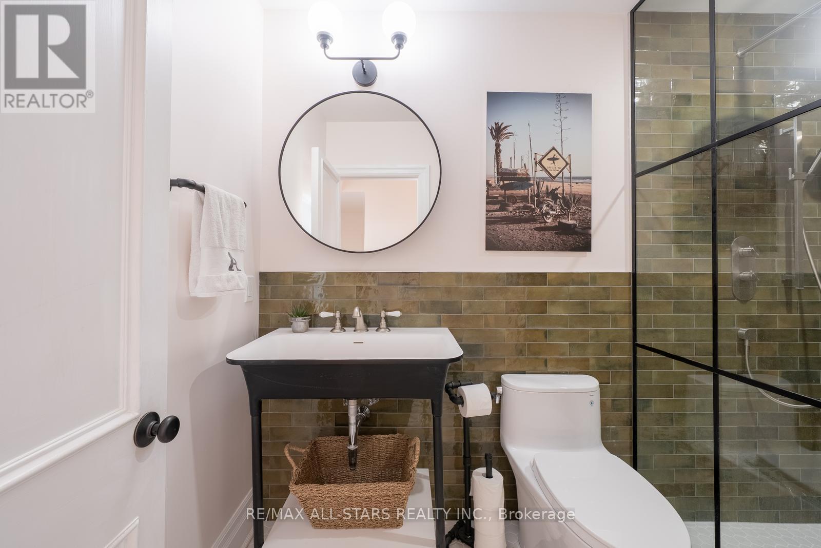 87 Church Street N, Whitchurch-Stouffville, Ontario  L4A 1E3 - Photo 23 - N12457213